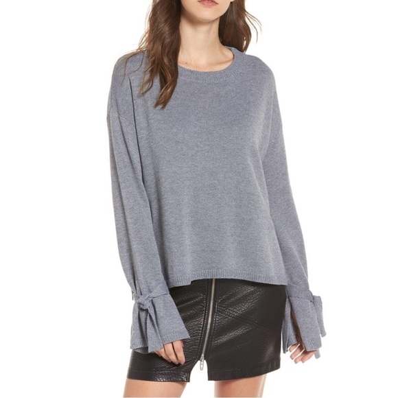 ASTR the Label Tie Bell Sleeve Sweater Size Large - Picture 1 of 7